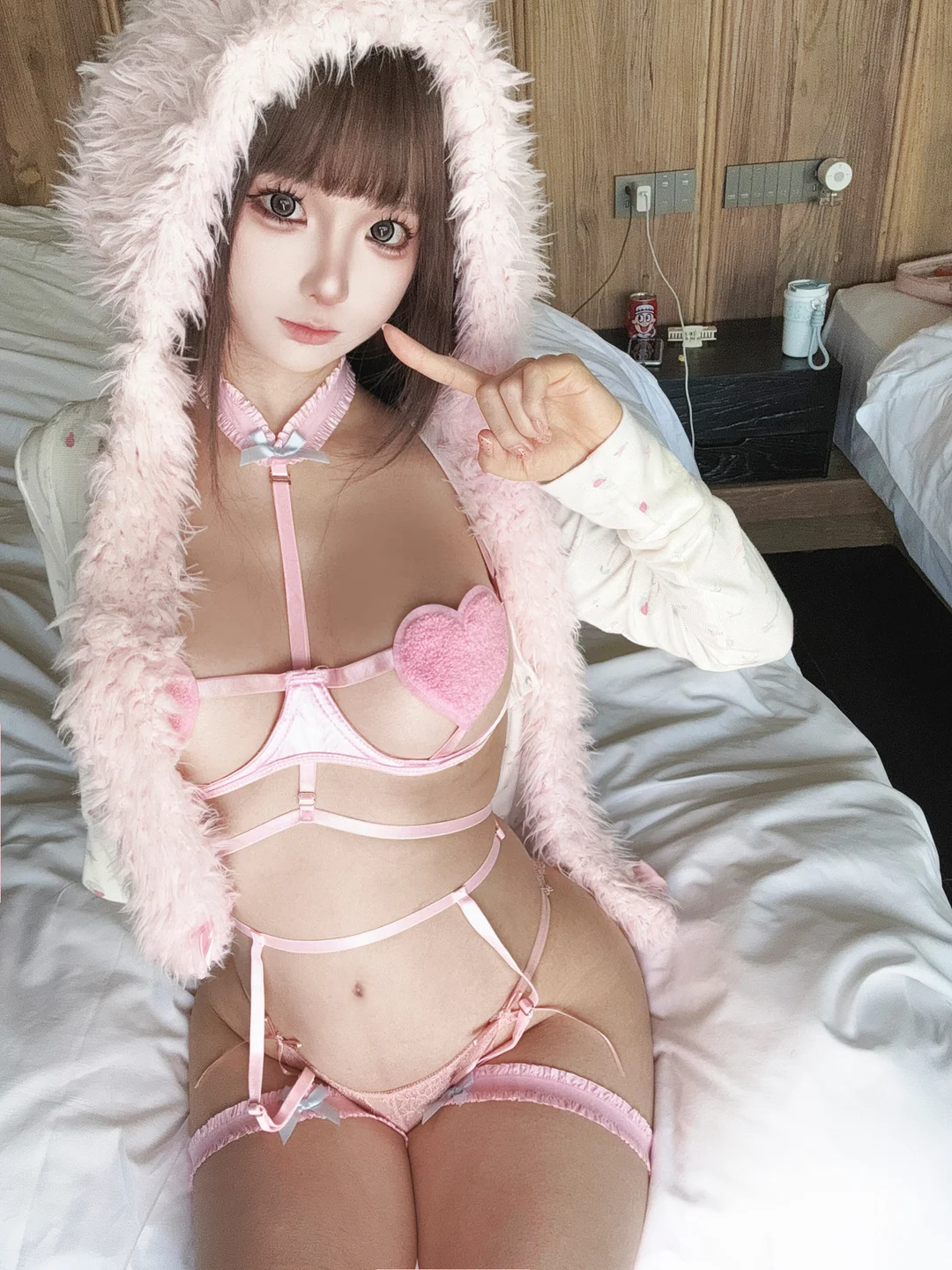 蠢沫沫 - 25年05月自拍 (5套) [117P-398MB] tg@simisebaisi 【丝足阁】100.webp